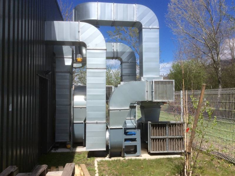 Gaines extérieures calorifugées de la confiserie